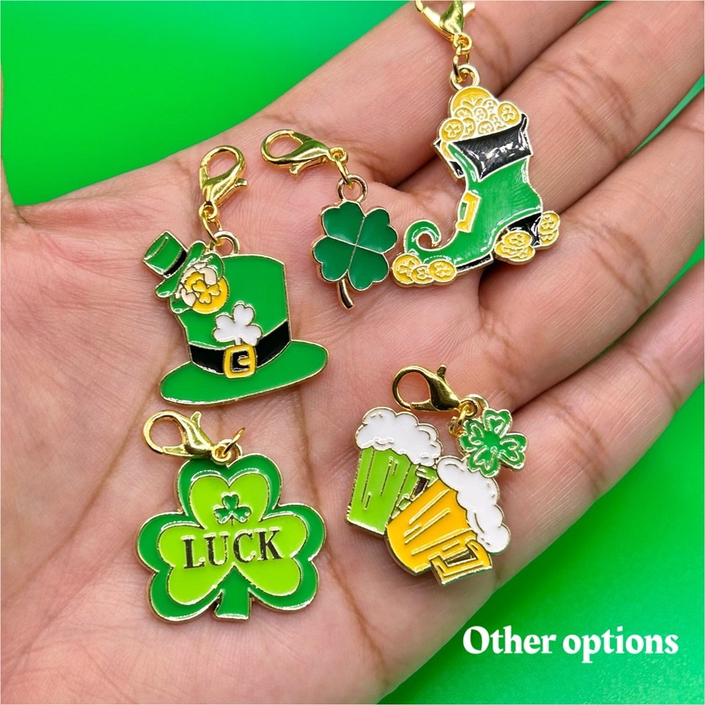 St Patrick’s Day ☘️ Charm - Picture 2 of 2